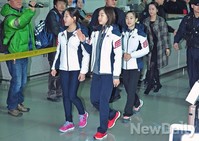 [포토]김해진-김연아-박소연, 소치 메달사냥하러 갑니다!
