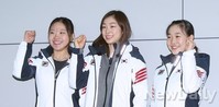 [포토]김해진-김연아-박소연, 화이팅 외치는 여유로움