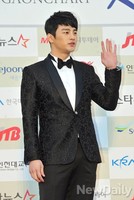 [포토]가온차트 서인국, 시크한 매력 넘치는 블랙