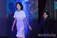 [포토]몬스터, 입장하는 김고은-황인호감독