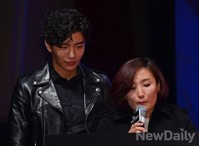 [포토] 영화몬스터, 박경림 뒤에 선 섬뜩한 이민기