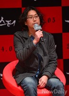 [포토]영화 몬스터 메가폰 잡은 황인호 감독