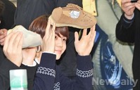[포토]비스트 양요섭, 예쁜짓? '제 사인이에요~'