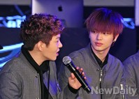 [포토]비투비, 육성재 '형 지금 무슨말을 하는 거죠?! 삭발은 혼자해도 될 듯'