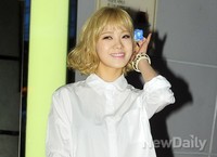 [포토]다이애나VIP 애프터스쿨 리지, 장미 귀에 꽂고 귀여운 등장