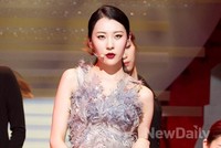 [포토]엠카운트다운, 보름달 아래 창백한 선미의 돋보이는 버건디