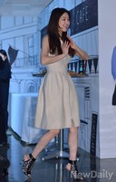 [포토]지퍼포인트 원피스 입은 정려원