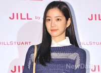 [포토]질 바이 스튜어트, 누드톤 메이크업 청순미가 폴폴