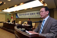 [포토]통일로 가는길, 축사하는 홍순경 위원장