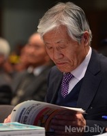 [포토]좌편향 교과서 실상 분석보고회 참석한 조갑제 대표