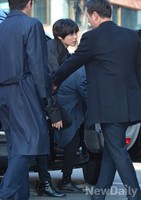 [포토]밴에서 내리는 샤이니 태민