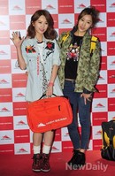 [포토]나인뮤지스 성아-혜미, 여성스러운 듯 스포티한 코디