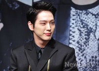 [포토]비에이피 힘찬, 매력적인 시크한 미소