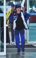 [포토]정글의법칙 이민우, 후드 뒤집어 쓰고 편안하게 등장