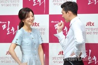 [포토]밀회 김희애-유아인, 서로를 바라보는 은밀한 눈길