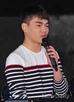 [포토]마이보이 이석철, '배우가 아니고 드러머여서 힘들었다'