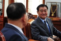 [포토]정홍원 국무총리 면담하는 강창희 국회의장