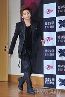 [포토]트로트엑스 유세윤, 뽕삘 넘치는 등장