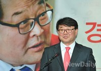 [포토]교육감 출마선언하는 조전혁 교수의 자신감 넘치는 미소