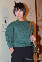 [포토]그린으로 멋을낸 배두나