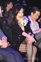 [포토]쇼장 안의 낸시랭, 패셔니스타인 내가 빠질 수 없지!