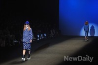 [포토]홍혜진 디자이너 쇼, 자신감 넘치는 모델들의 워킹