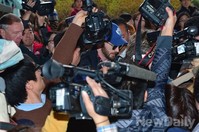 [포토]수염기른 크리스 에반스, 촬영위해 오늘밤 면도할듯