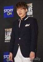 [포토]트루라이브쇼 김태현, '이번엔 딕펑스 말고 MC'