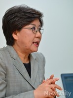 [포토]질문에 답하는 이혜훈 서울시장 예비후보