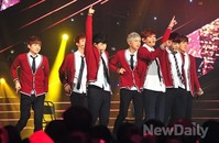 [포토]쇼챔피언, 상남자가 되고 싶었지만 이제는 하루만을 외치는 방탄소년단