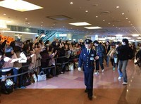 [日팬미팅 현장] 공항에 운집한 팬들 