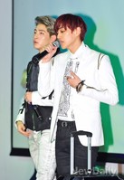 [포토]이천원, 서울이 싫어졌다는 두 남자의 노래