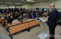 [포토]문용린교육감 서울시교육감 재선 공식선언