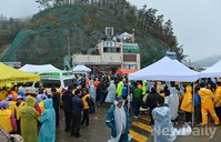 [세월호 침몰]긴장감이 도는 진도 팽목항