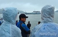 [세월호 침몰]침묵 속 차분한 팽목항