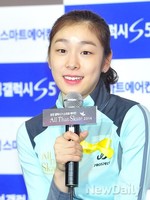 [포토]김연아 아이스쇼, 홀가분해 보이는 연아의 환한 미소