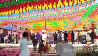 [포토]석가탄신일, 붐비는 조계사