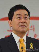 [포토]공감교육 정책발표하고 서울시교육감 출마선언하는 고승덕