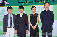 [포토]신촌좀비만화, 류승완감독과 유령의 주역들