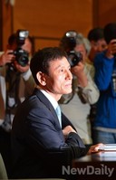 [포토]김시곤 보도국장..사임발표