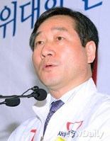 [포토]유정복 후보 기자회견, 