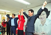 [포토]용산구 황춘자 구청장후보 사무실 개소식 찾은  정몽준 후보