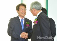 [포토] “정책선거 합시다” 문용린-조희연 서울교육감 후보