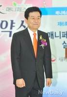 [포토]매니페스토 정책선거 협약식 참석한 고승덕 서울교육감 후보