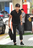 [포토]하석진, 입술을 '앙~'