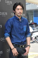 [포토]료헤이, 댄디한 청청 패션