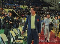 [포토]심장병 어린이 돕기 대회 참석한 정몽준 후보