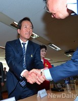 [포토]택시업계 찾은 정몽준 후보