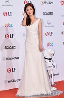 [포토]백상예술대상, 청순미 넘치는 타나실리 백진희