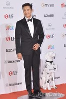 [포토]백상예술대상 이병헌, 젠틀한 미소 빛나는 외모